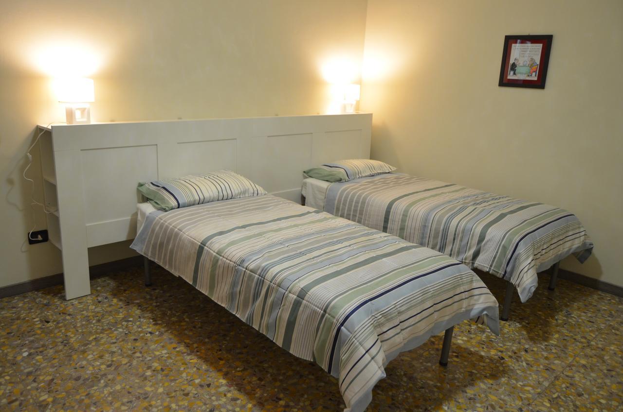 Bed And Breakfast Bissolati เบรเชีย ภายนอก รูปภาพ